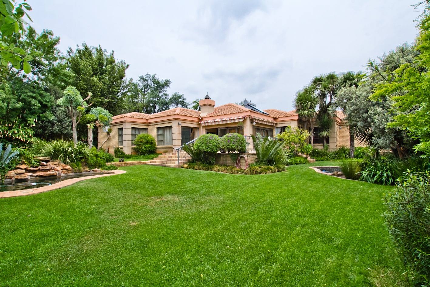 3 Bedroom House For Sale in Thornhill Estate RE/MAX™ of Southern Africa