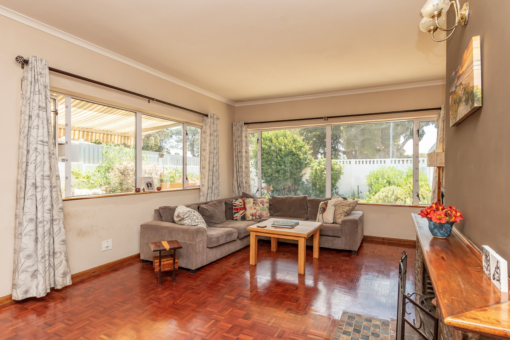 3 Bedroom House For Sale in Plumstead RE/MAX™ of Southern Africa