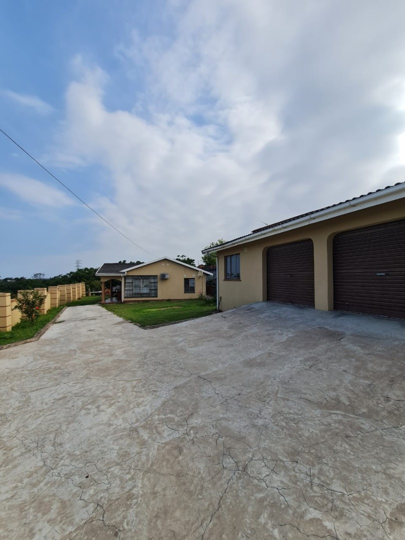 3 Bedroom House For Sale in Malvern RE/MAX™ of Southern Africa