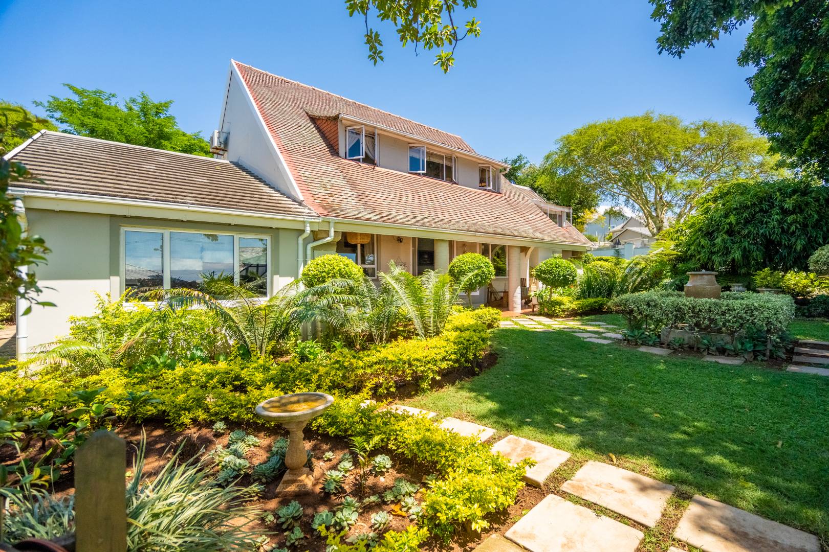 4 Bedroom House For Sale in Durban North RE/MAX™ of Southern Africa