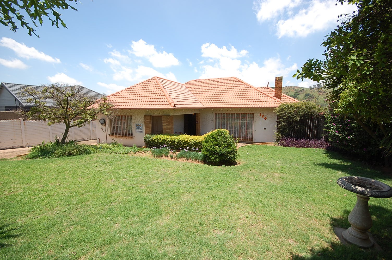 3 Bedroom House For Sale in Linmeyer RE/MAX™ of Southern Africa