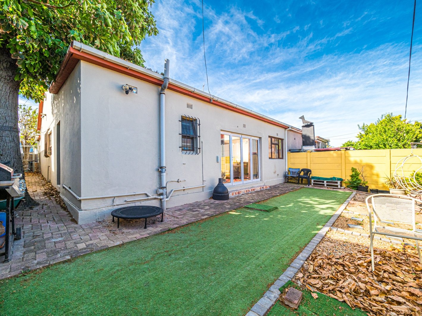 2 Bedroom House For Sale in Wynberg RE/MAX™ of Southern Africa