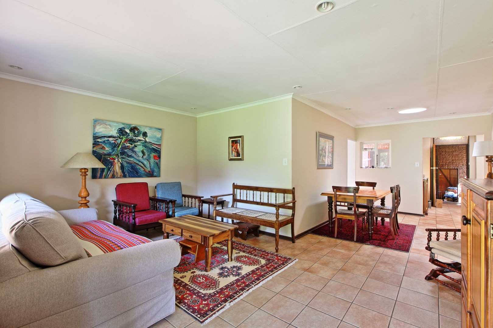 2 Bedroom Townhouse For Sale in Lonehill RE/MAX™ of Southern Africa