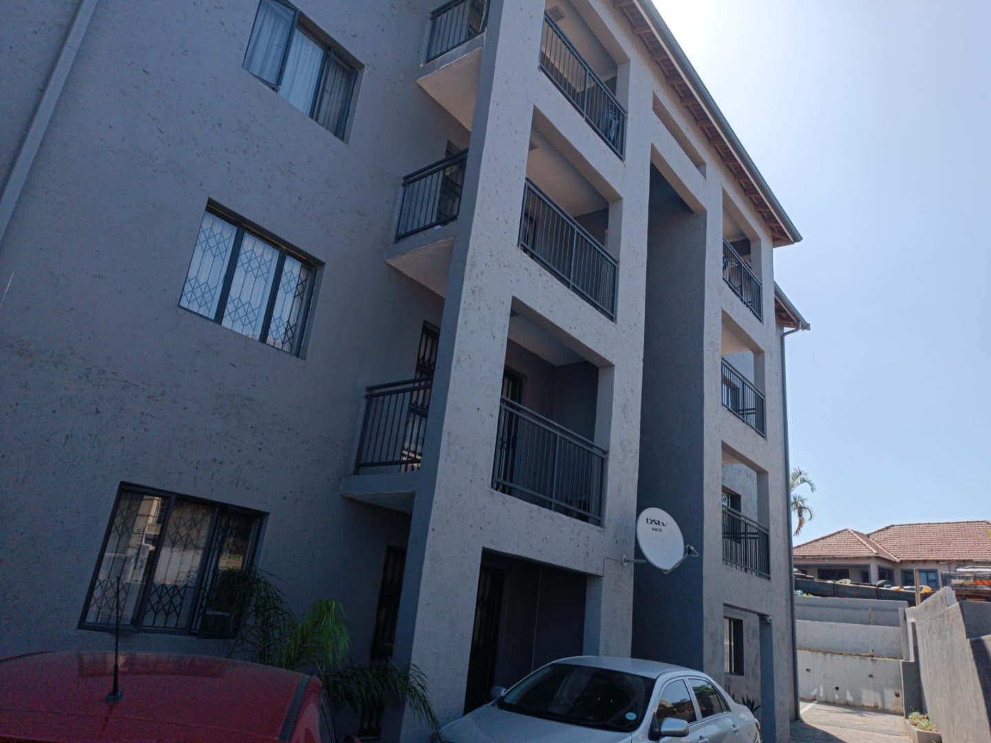 2 Bedroom Apartment / Flat For Sale in Montclair RE/MAX™ of Southern