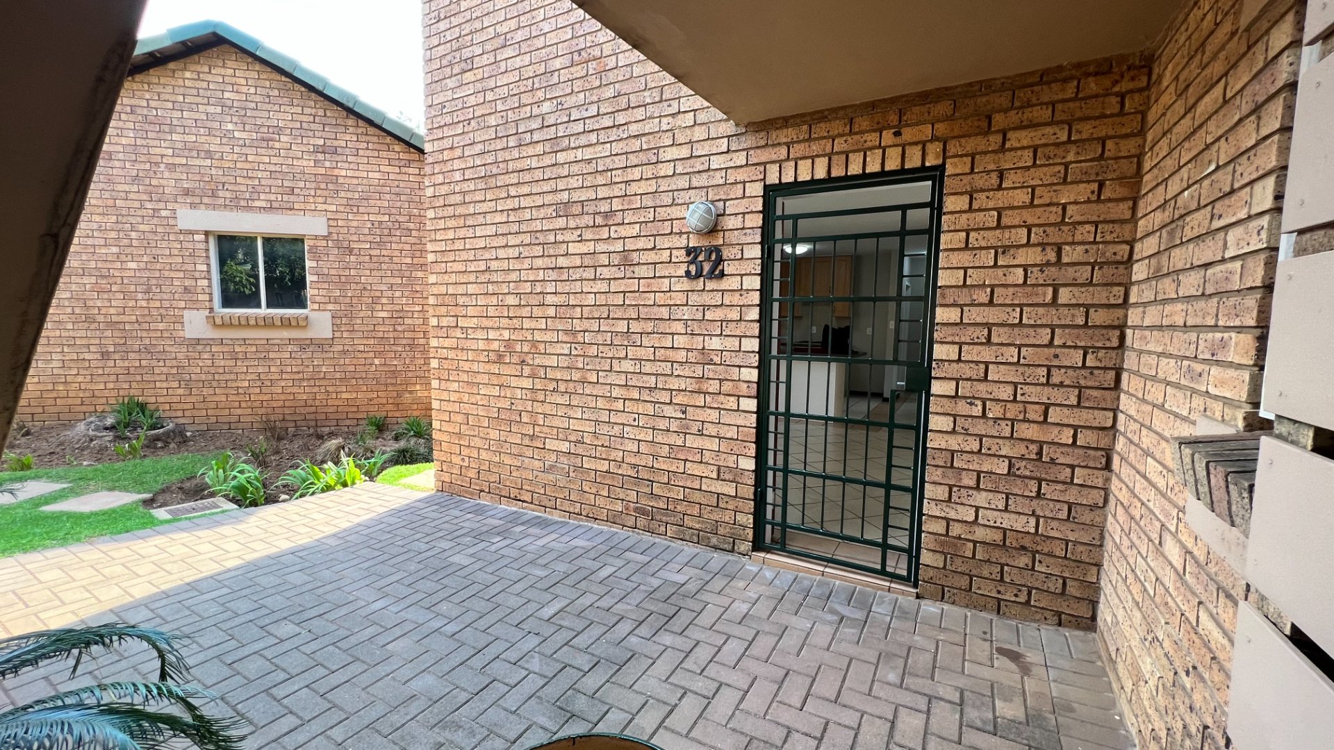 2 Bedroom Townhouse To Rent in Moreleta Park RE/MAX™ of Southern Africa