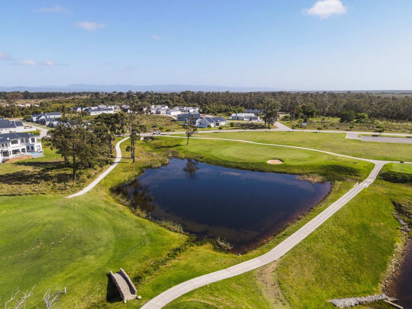 4 Bedroom House For Sale in Wedgewood Golf Estate RE/MAX™ of Southern