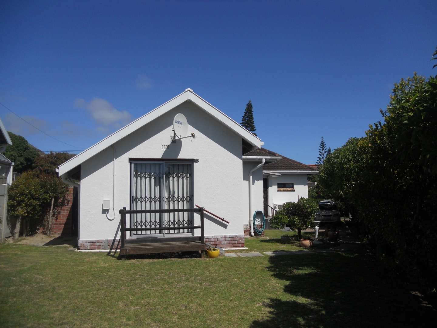 3 Bedroom House For Sale in Fish Hoek RE/MAX™ of Southern Africa
