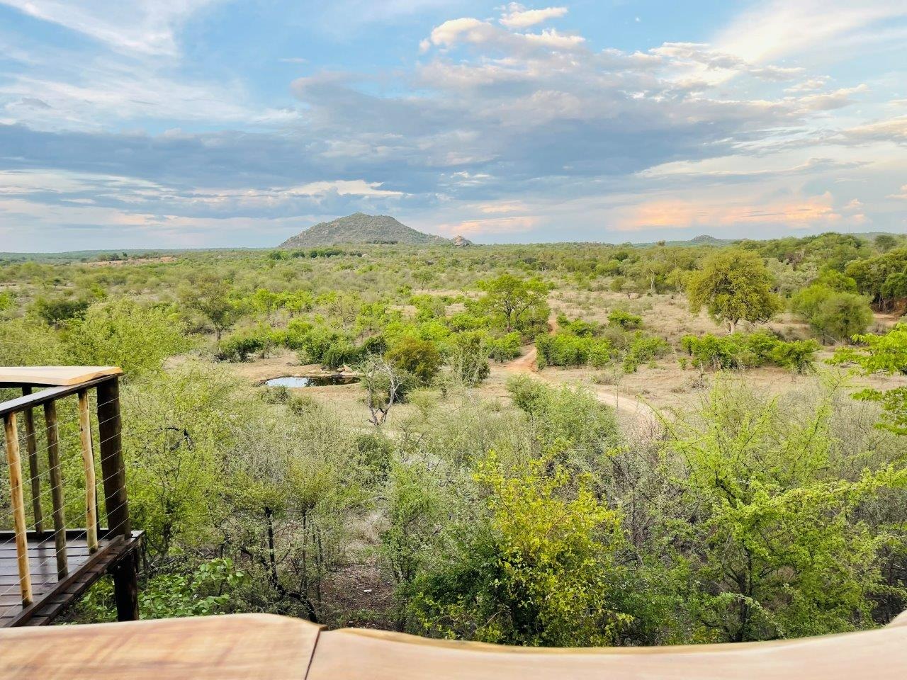 6 Bedroom House For Sale in Grietjie Private Nature Reserve RE/MAX