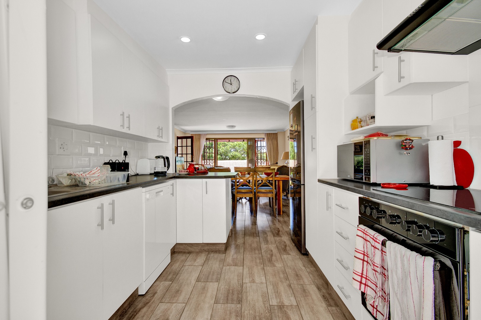 3 Bedroom House For Sale in Helena Heights RE/MAX™ of Southern Africa