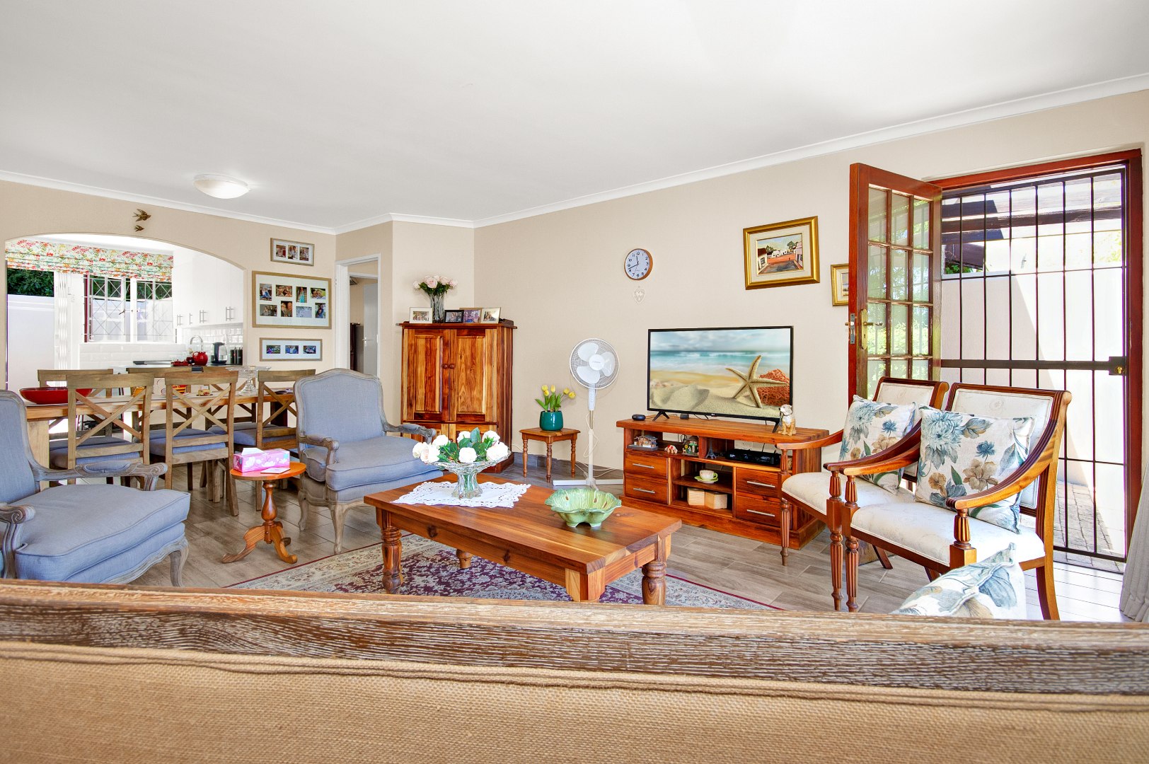 3 Bedroom House For Sale in Helena Heights RE/MAX™ of Southern Africa