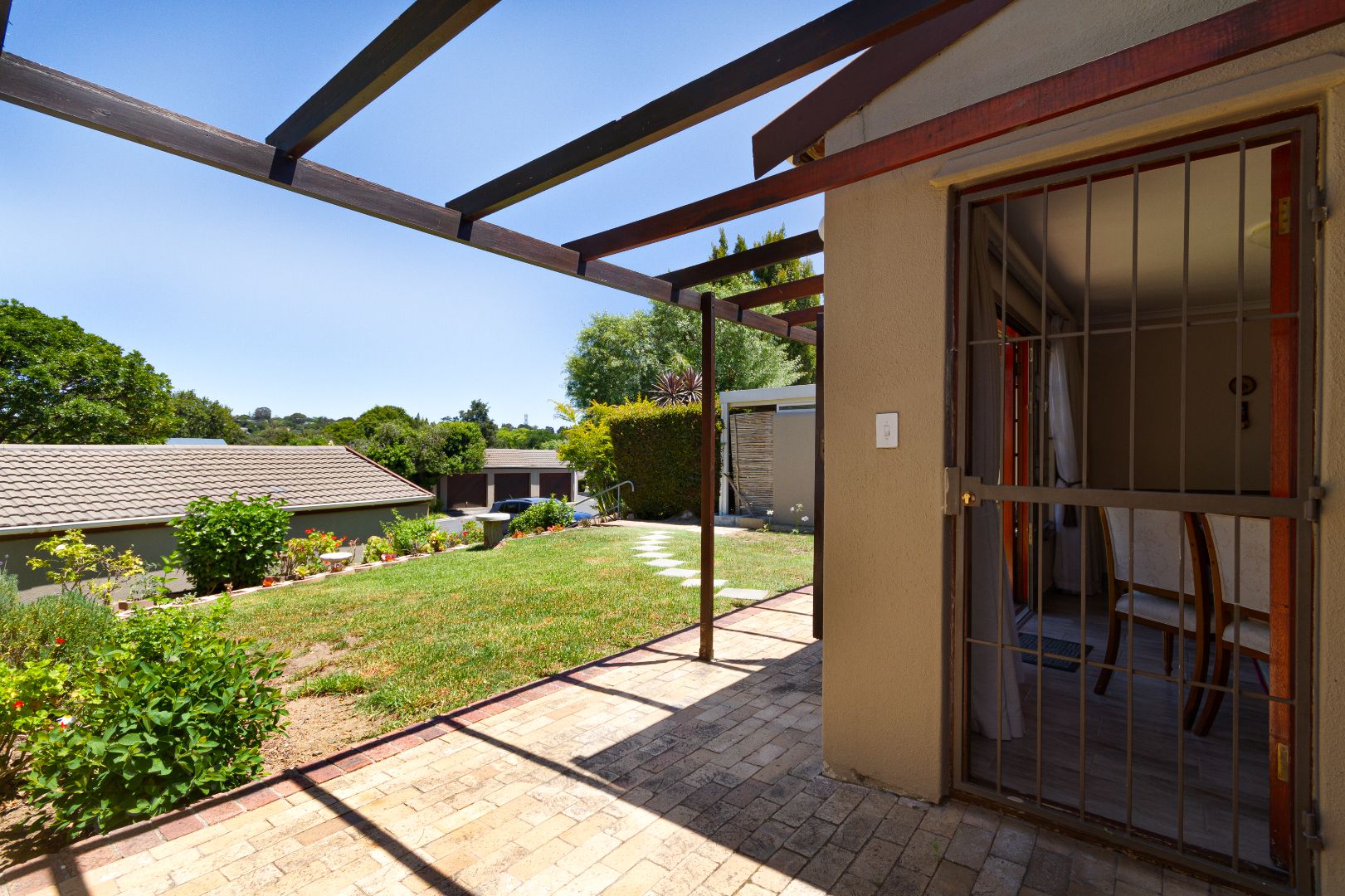 3 Bedroom House For Sale in Helena Heights RE/MAX™ of Southern Africa