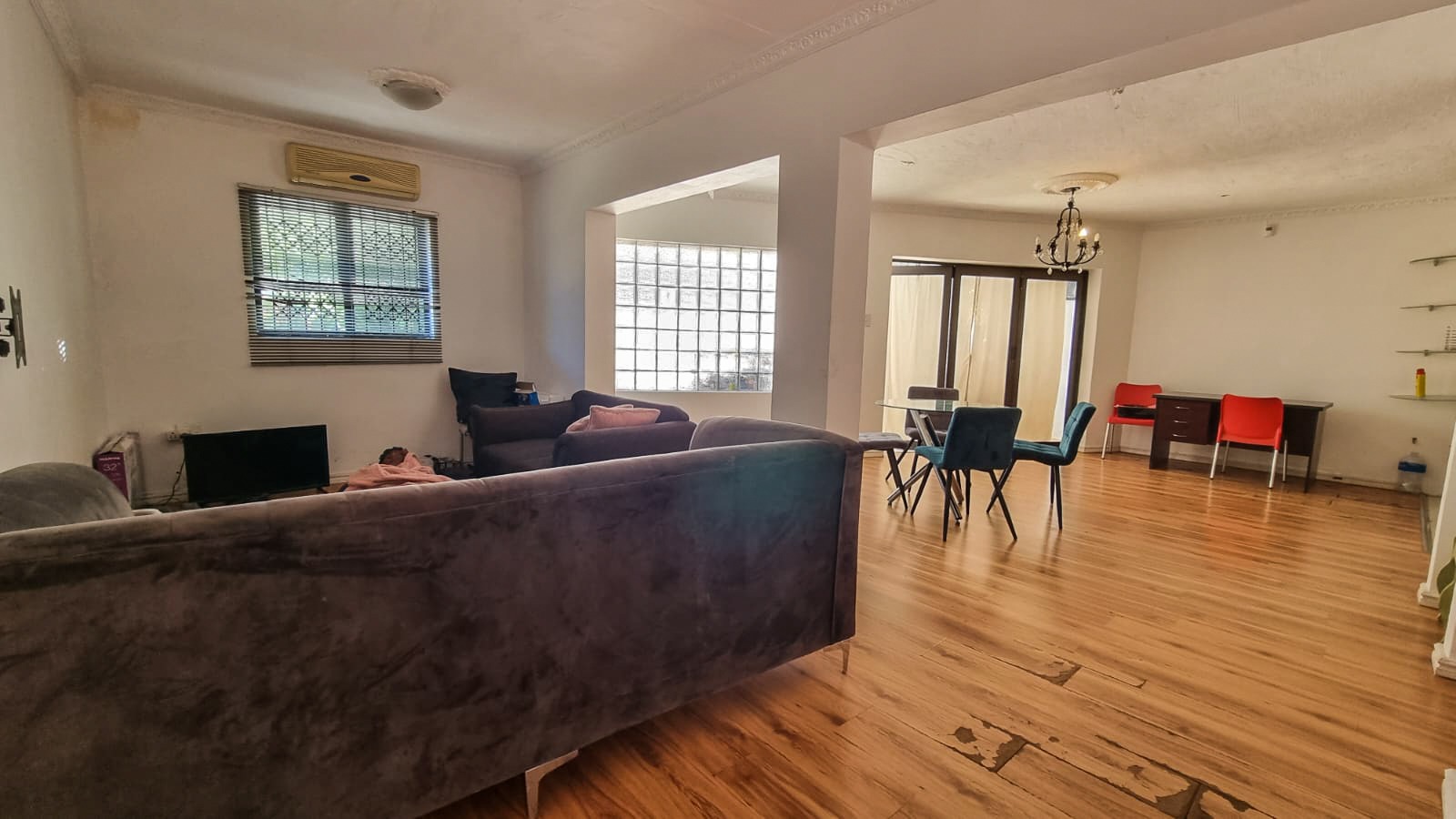 3 Bedroom Townhouse For Sale in Glenwood RE/MAX™ of Southern Africa