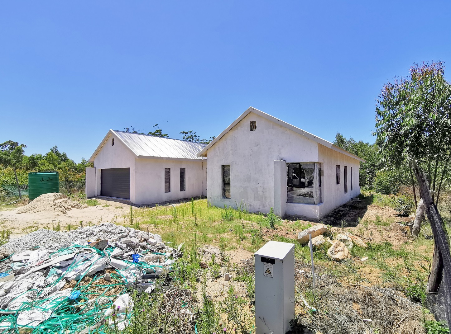 3 Bedroom Townhouse For Sale in Wedgewood Golf Estate RE/MAX™ of