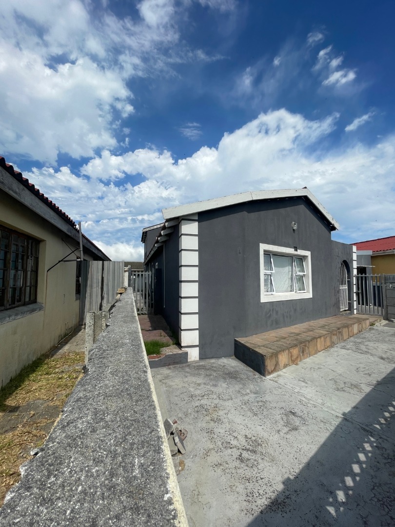 Property to rent in Lotus River RE/MAX™ of Southern Africa