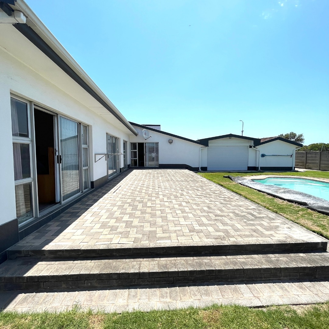 Property for sale in Bridgemeade RE/MAX™ of Southern Africa