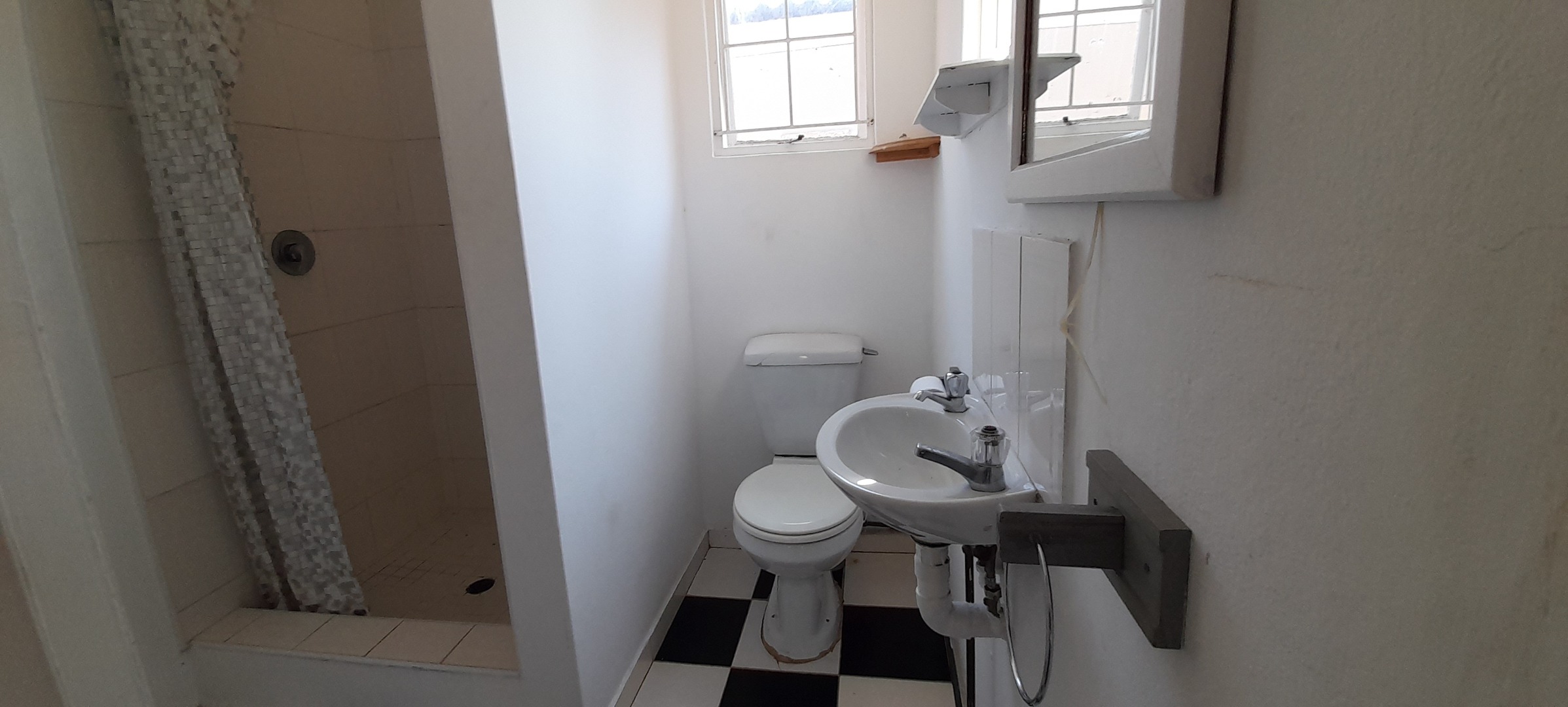 1 Bedroom Apartment / Flat To Rent in Glenwood RE/MAX™ of Southern Africa