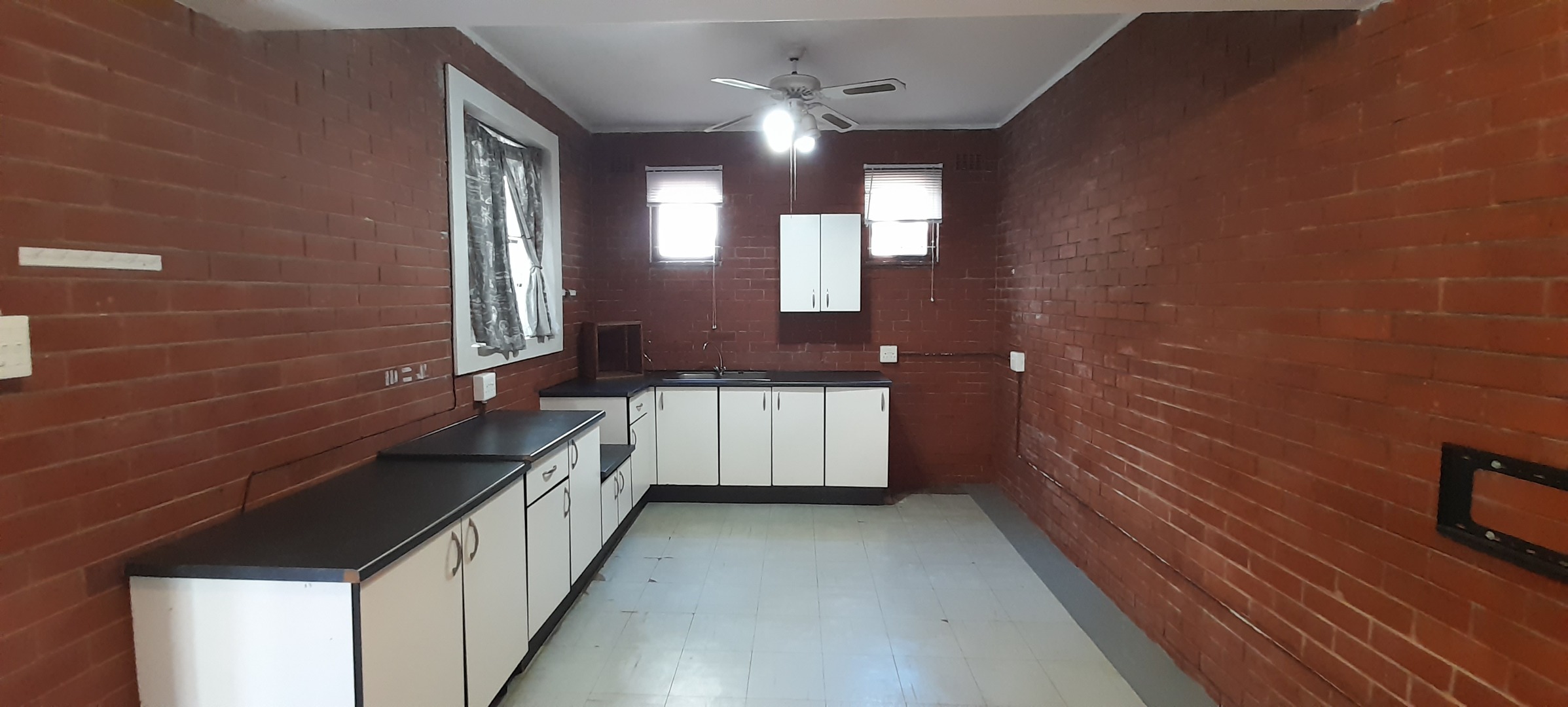 1 Bedroom Apartment / Flat To Rent in Glenwood RE/MAX™ of Southern Africa