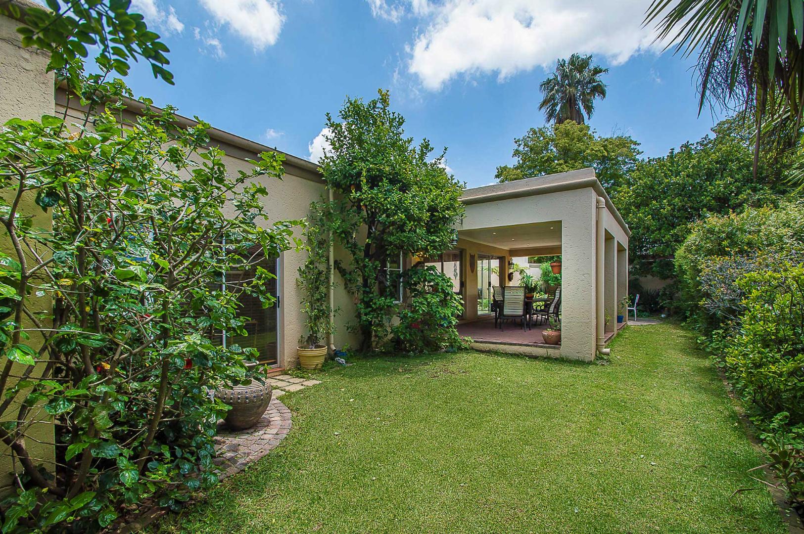 3 Bedroom House For Sale in Kelland RE/MAX™ of Southern Africa