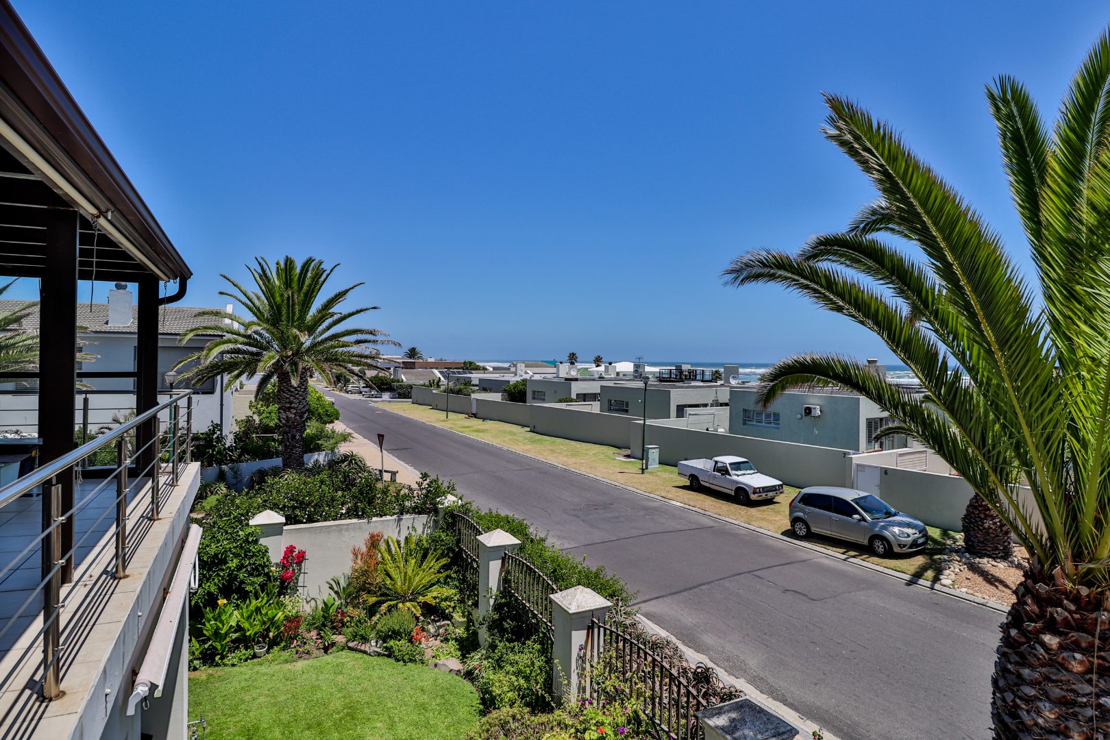 2 Bedroom Apartment / Flat For Sale in Melkbosstrand Central RE/MAX