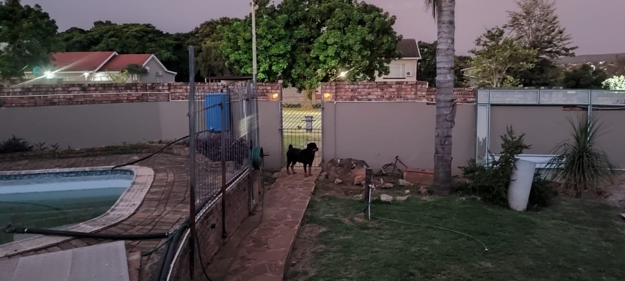 4 Bedroom House For Sale in Mosel RE/MAX™ of Southern Africa