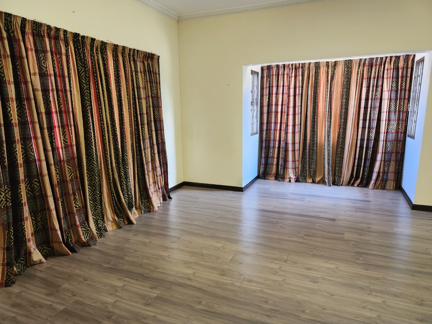 5 Bedroom House For Sale in Hayfields RE/MAX™ of Southern Africa