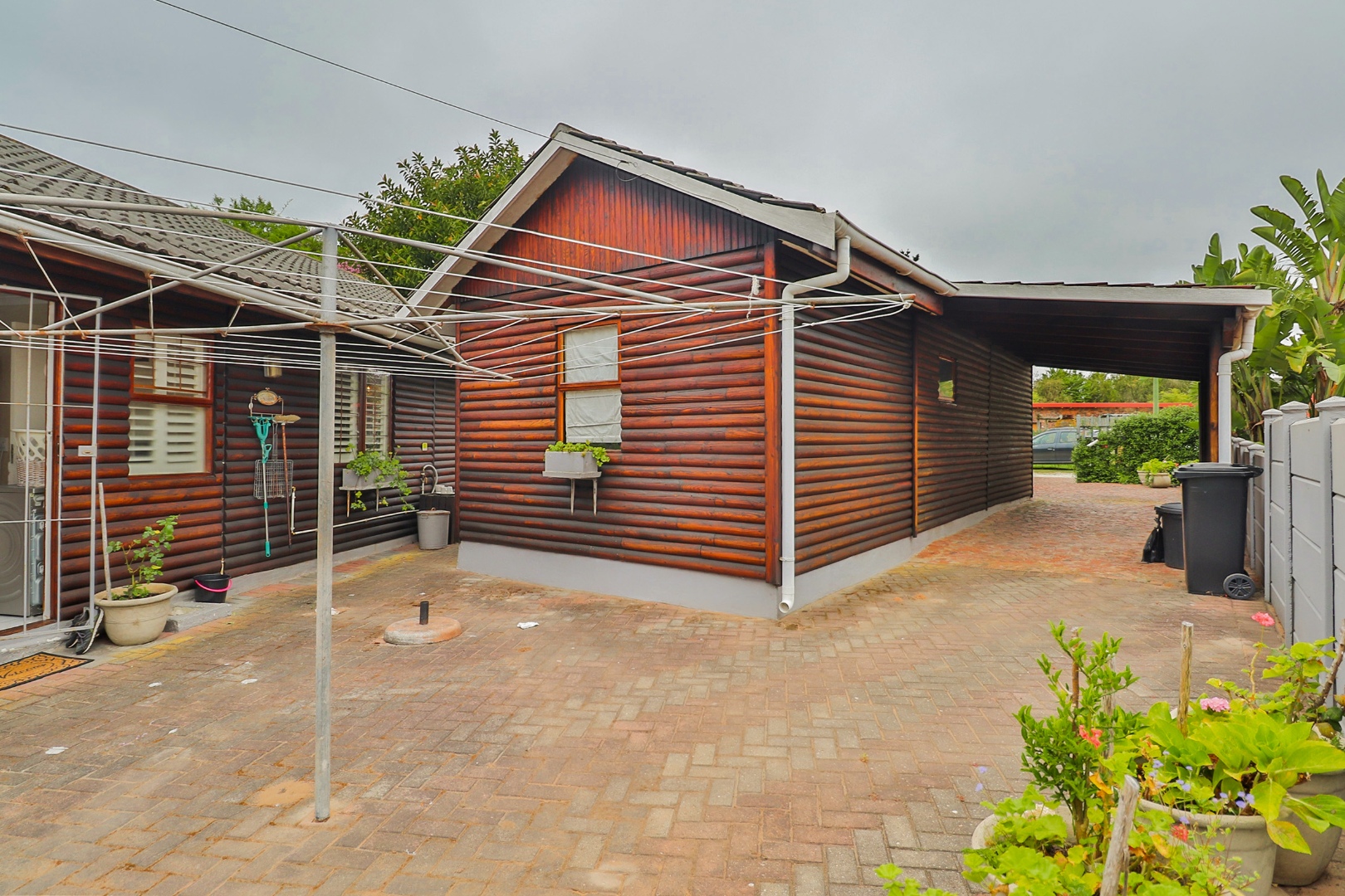 3 Bedroom House For Sale in Sedgefield Central RE/MAX™ of Southern Africa