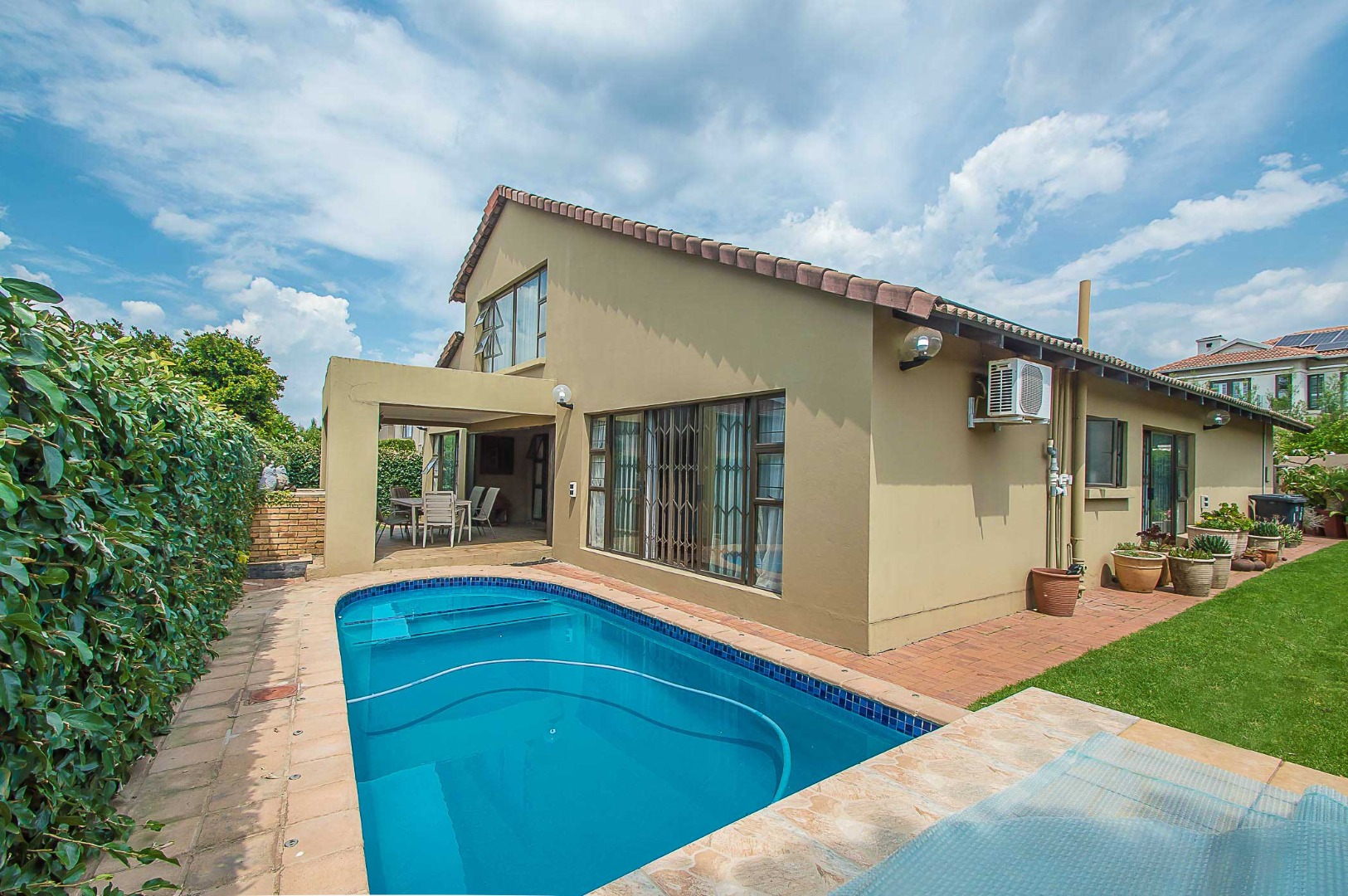 4 Bedroom House For Sale in Honeydew Ridge RE/MAX™ of Southern Africa