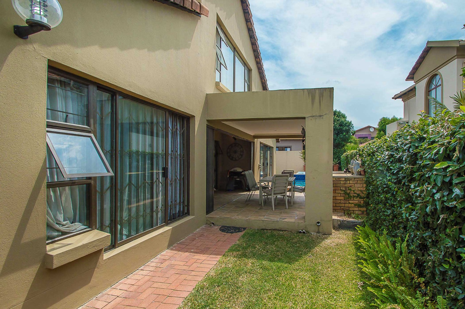 4 Bedroom House For Sale in Honeydew Ridge RE/MAX™ of Southern Africa