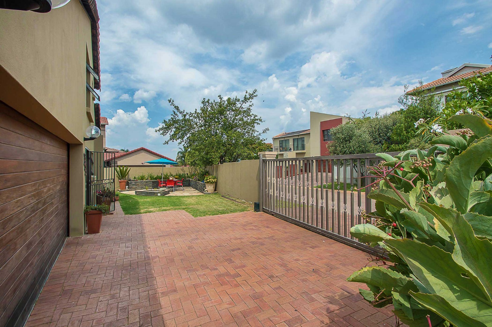 4 Bedroom House For Sale in Honeydew Ridge RE/MAX™ of Southern Africa