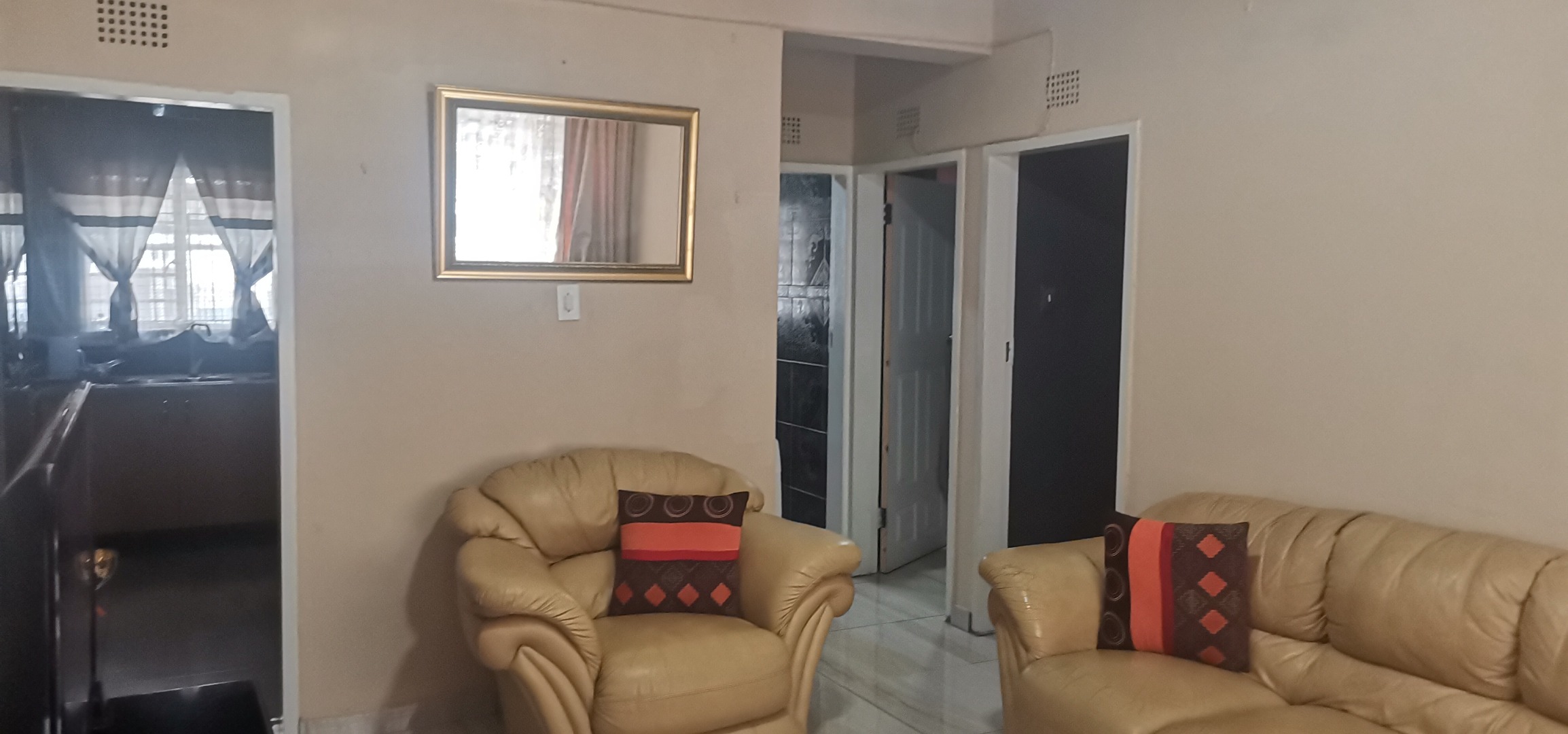 2 Bedroom Apartment / Flat For Sale in Eldorado Park RE/MAX™ of