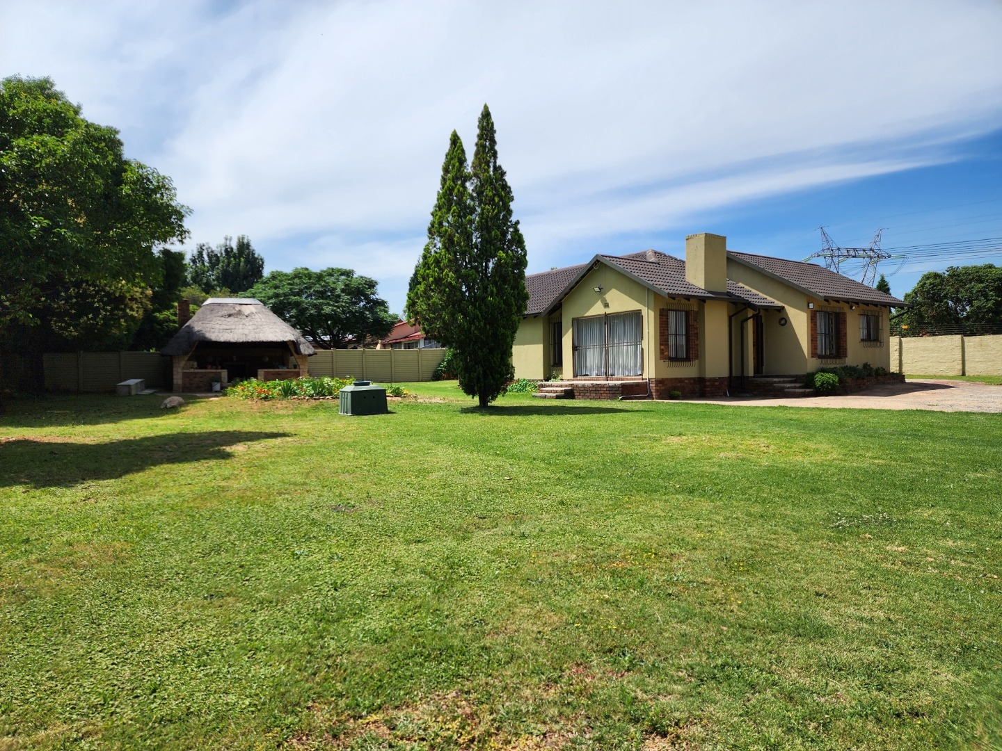 3 Bedroom House For Sale in Brackendowns RE/MAX™ of Southern Africa