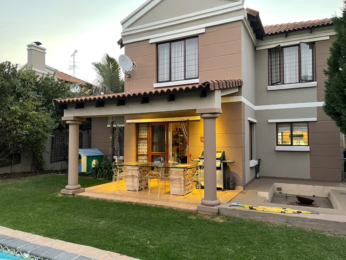 3 Bedroom House For Sale in Sandringham RE/MAX™ of Southern Africa