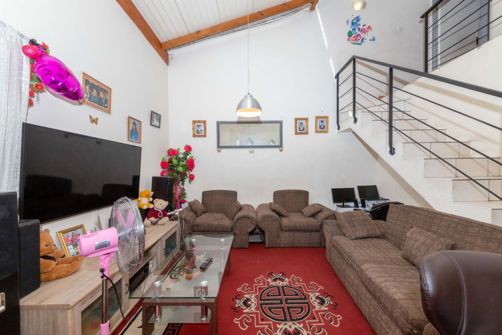 3 Bedroom Apartment / Flat For Sale in Maitland RE/MAX™ of Southern