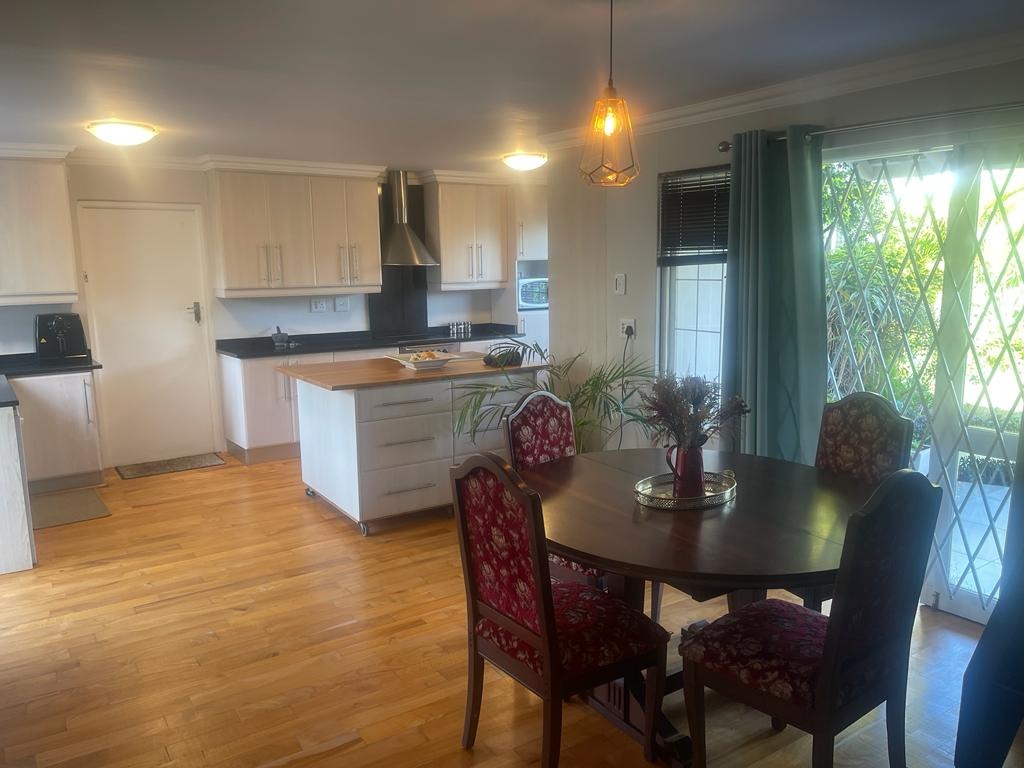 3 Bedroom Townhouse For Sale in Somerset Park RE/MAX™ of Southern Africa