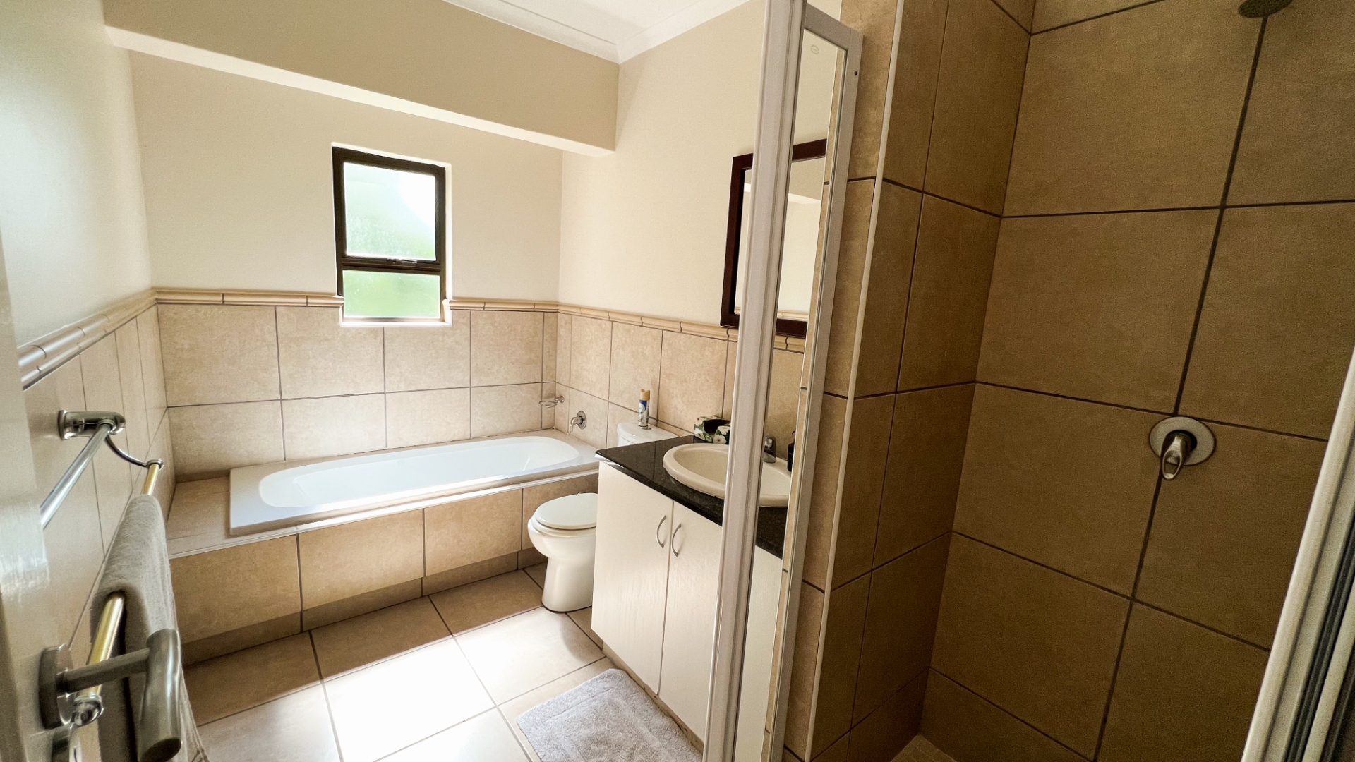 3 Bedroom Townhouse For Sale in Selbourne Golf Estate RE/MAX™ of