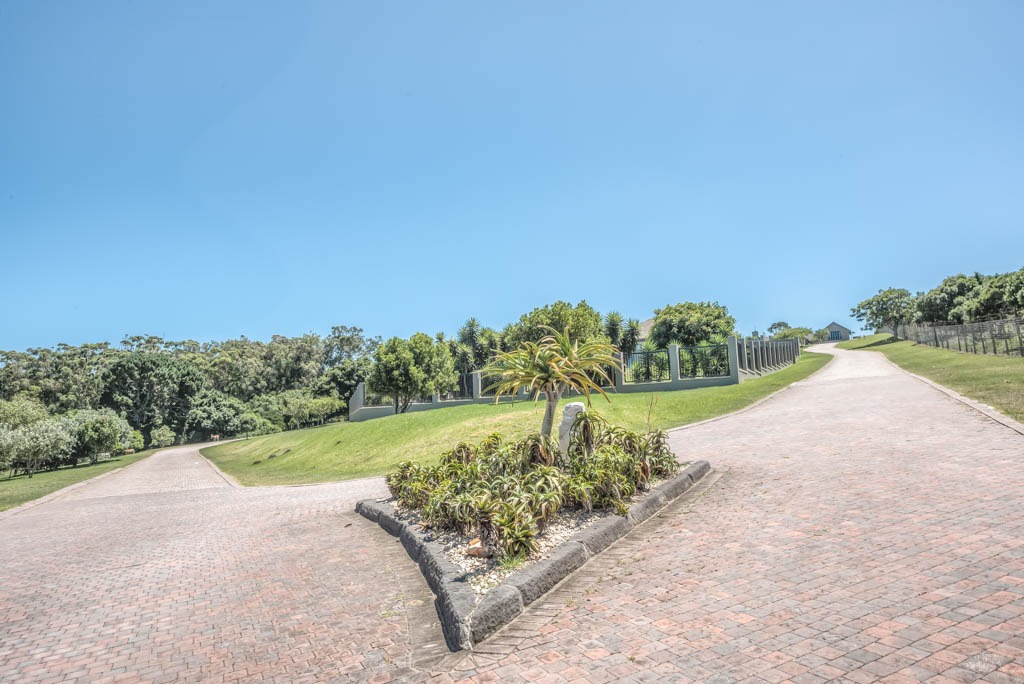 6 Bedroom House For Sale in RE/MAX™ of Southern Africa