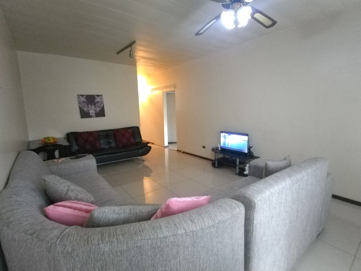 2 Bedroom Apartment / Flat For Sale in Scottsville RE/MAX™ of