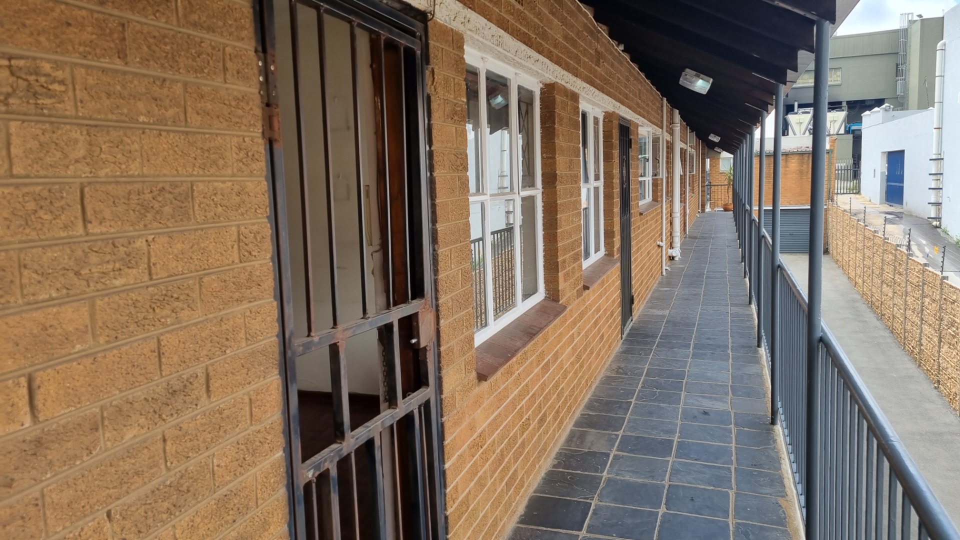 2 Bedroom Apartment / Flat For Sale in Blackheath RE/MAX™ of Southern