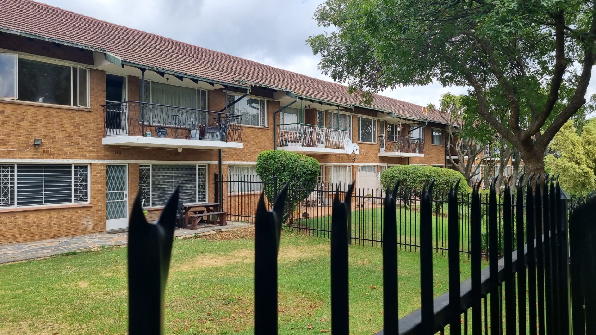 2 Bedroom Apartment / Flat For Sale in Blackheath RE/MAX™ of Southern Africa