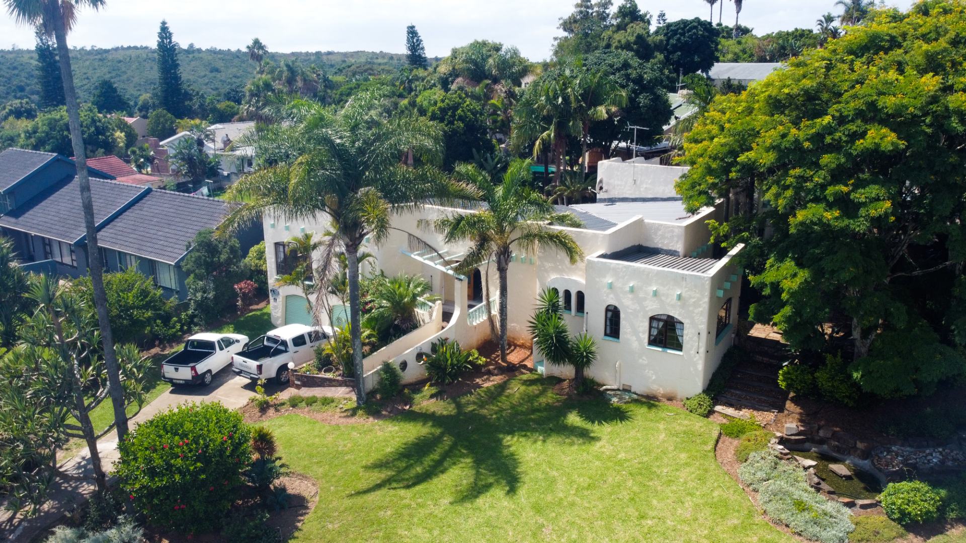 4 Bedroom House For Sale in Beacon Bay RE/MAX™ of Southern Africa