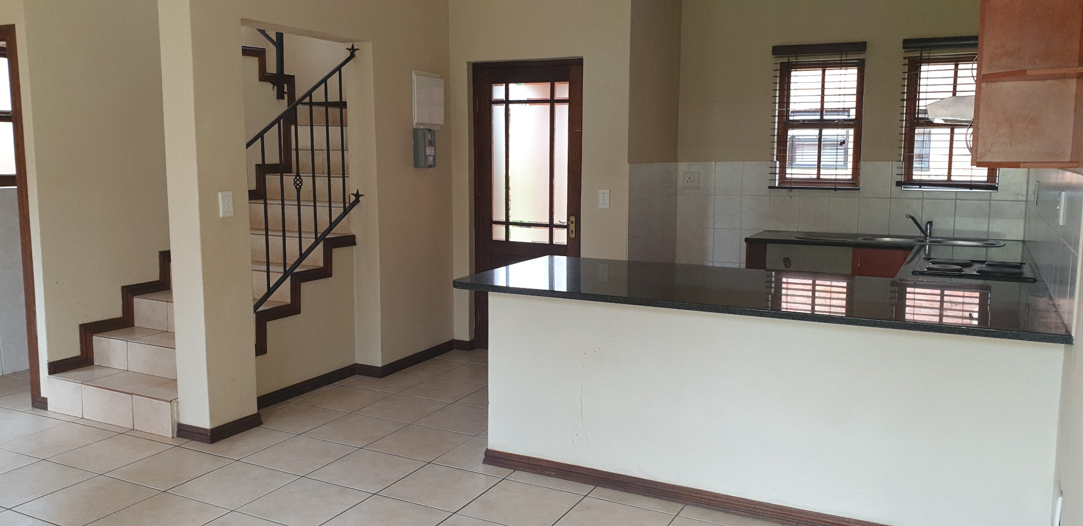 2 Bedroom Townhouse To Rent in Plantations Estate RE/MAX™ of Southern