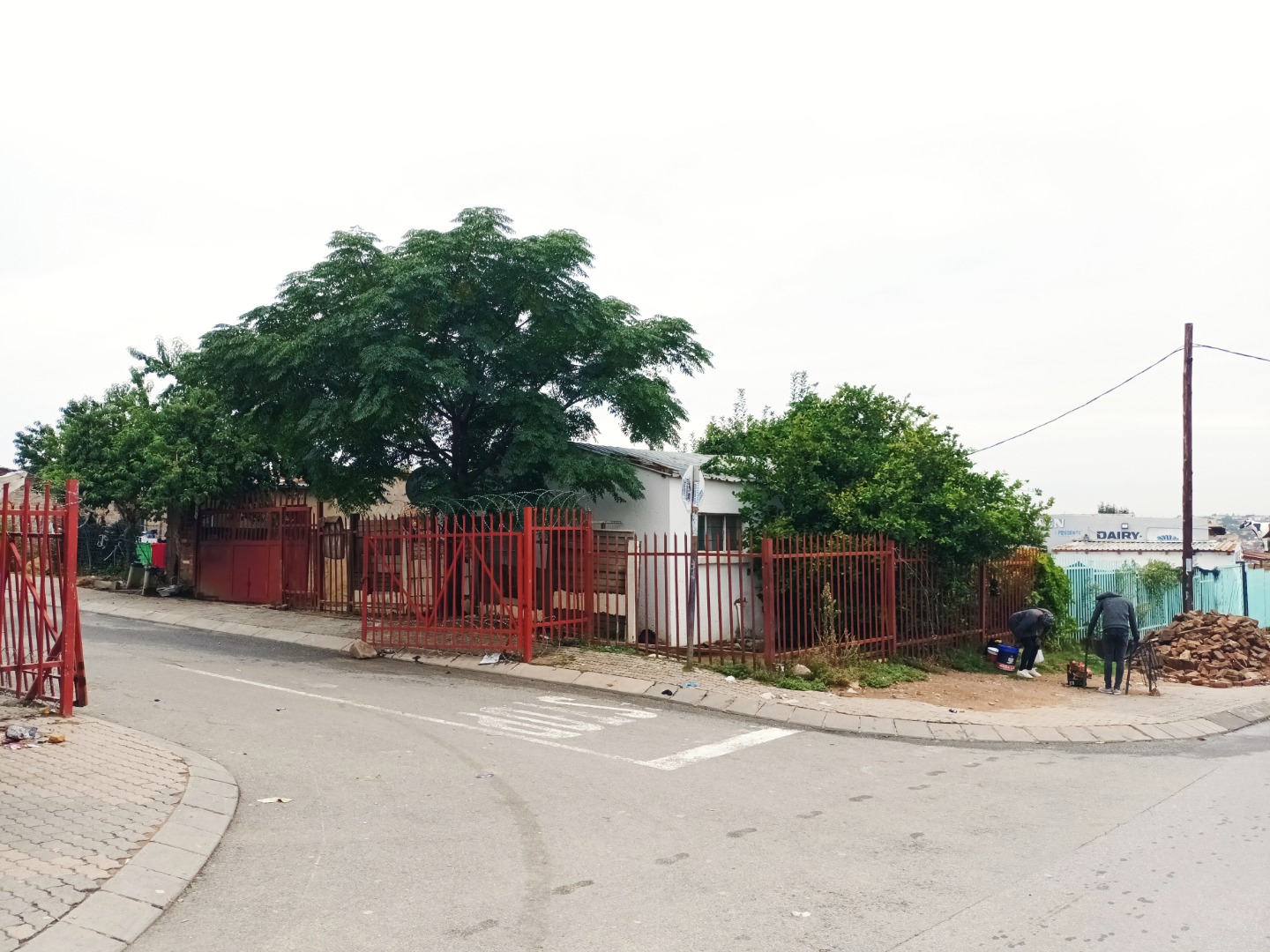 1 Bedroom House For Sale in Diepsloot RE/MAX™ of Southern Africa