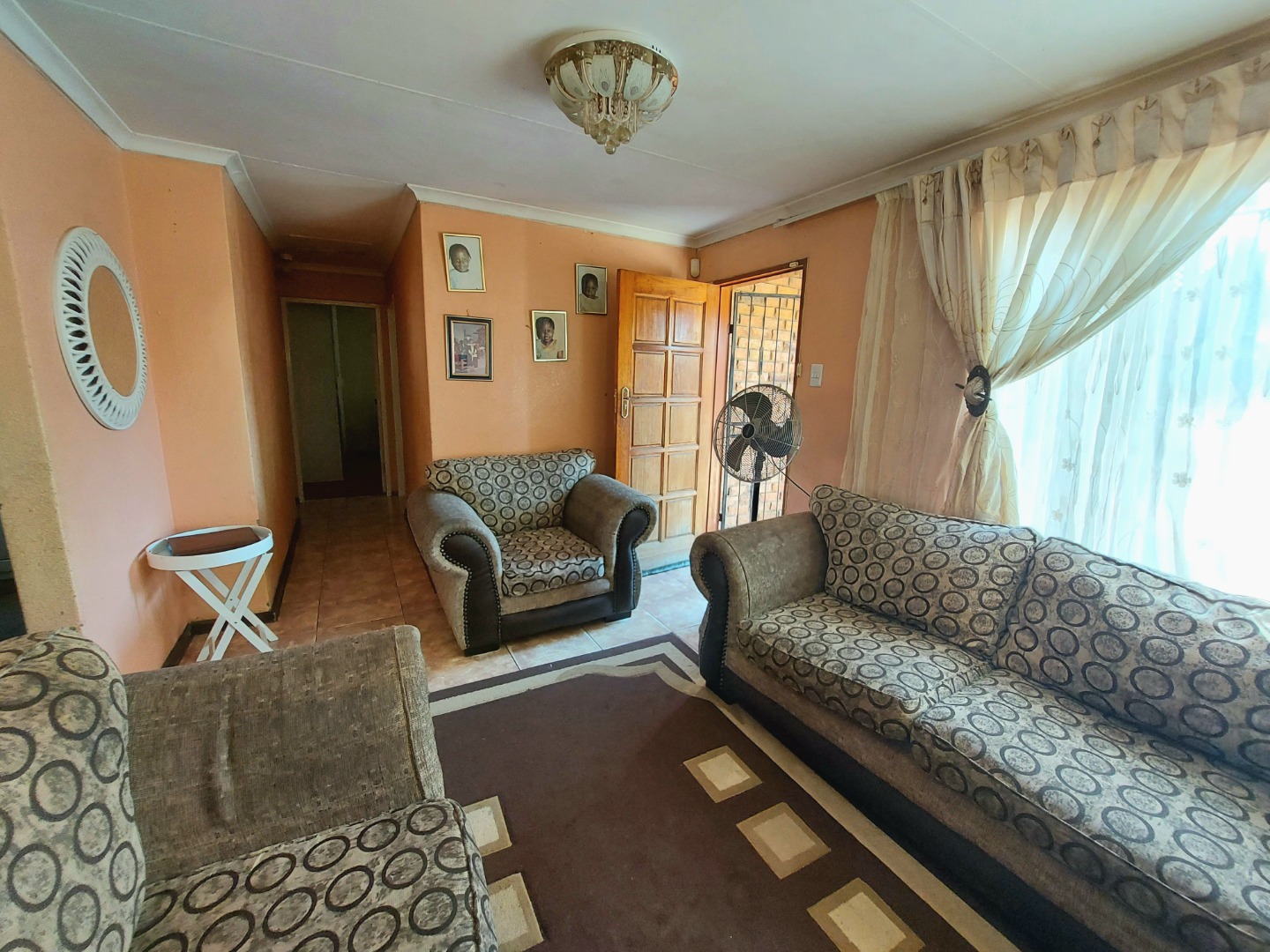 3 Bedroom House For Sale in Mmabatho Unit 15 RE/MAX™ of Southern Africa