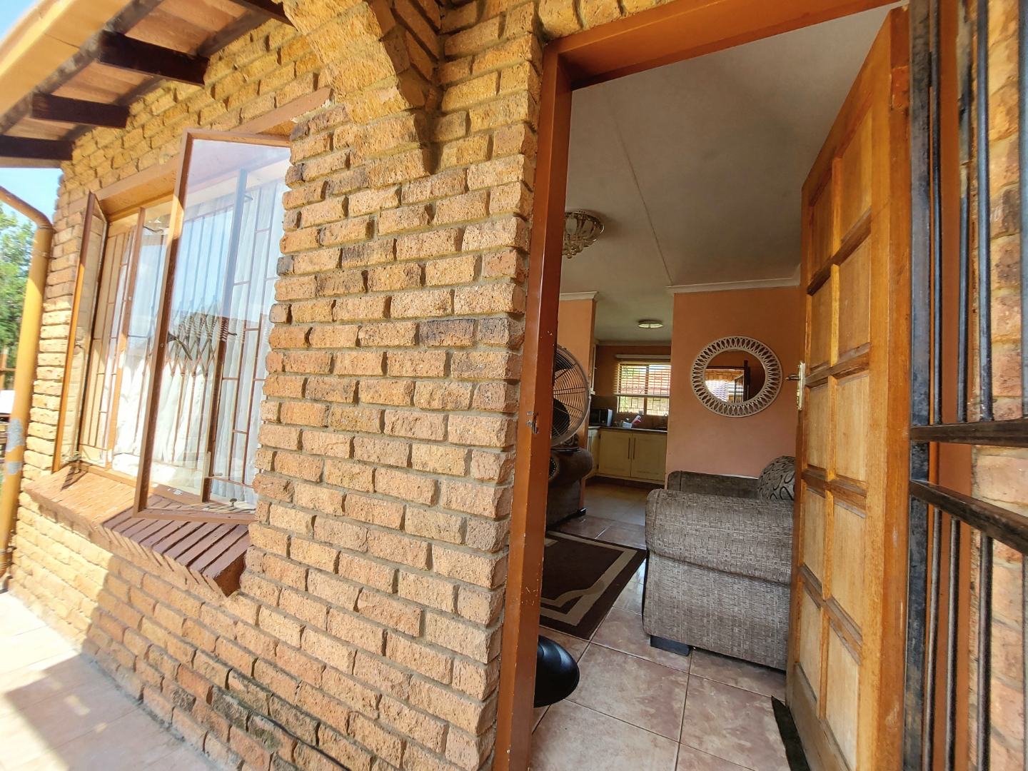 3 Bedroom House For Sale in Mmabatho Unit 15 RE/MAX™ of Southern Africa