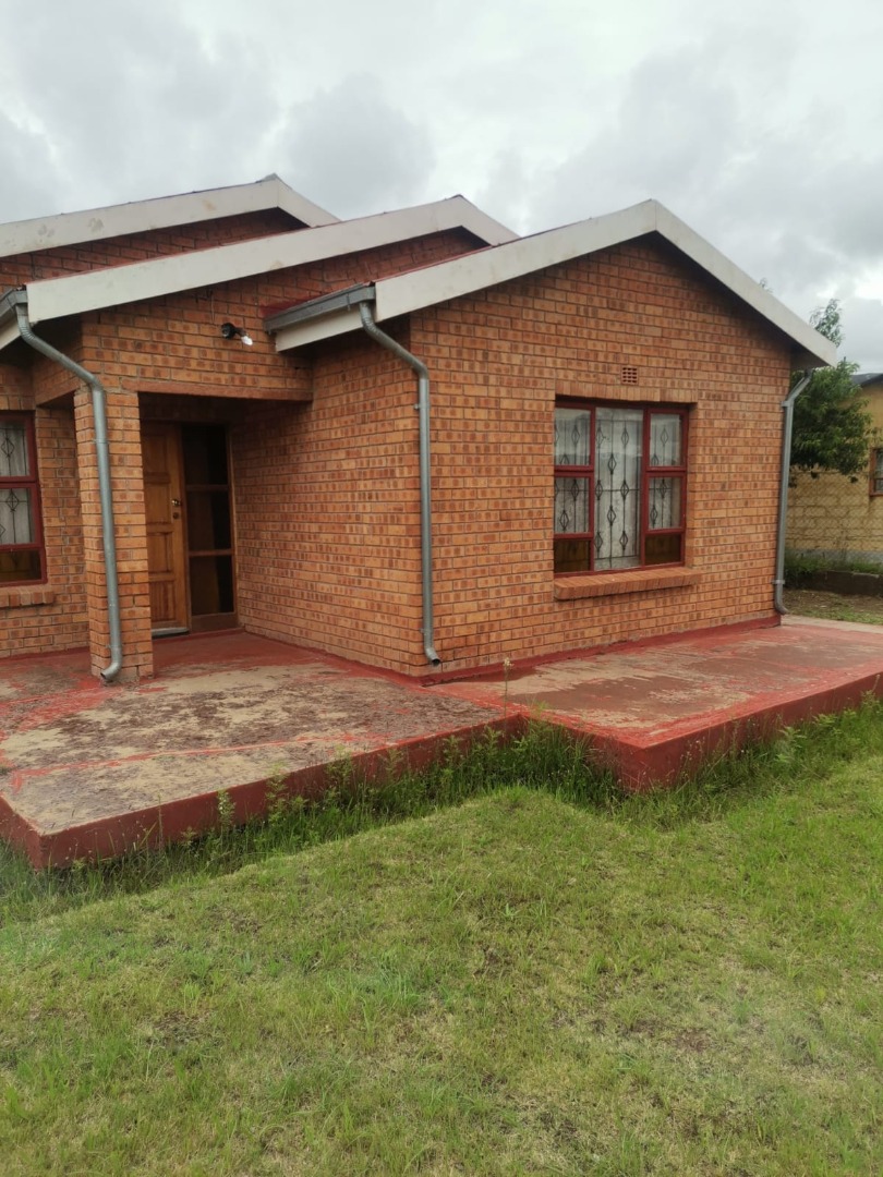 Property for sale in Ezibeleni RE/MAX™ of Southern Africa