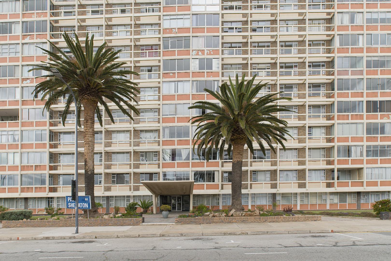 2 Bedroom Apartment / Flat For Sale in St Park RE/MAX™ of