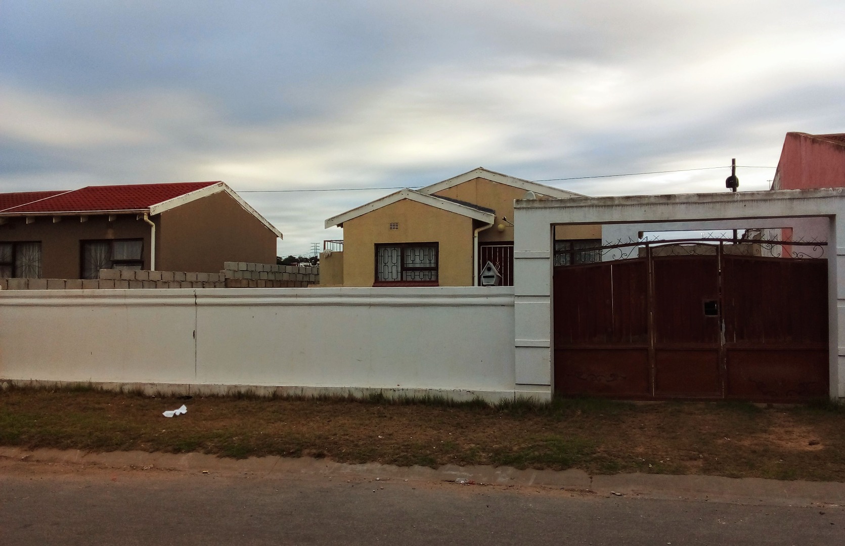 2 Bedroom House For Sale in Kwadwesi RE/MAX™ of Southern Africa