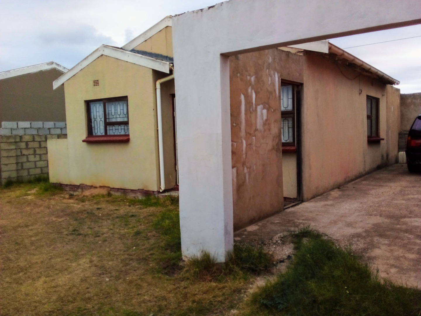 2 Bedroom House For Sale in Kwadwesi RE/MAX™ of Southern Africa