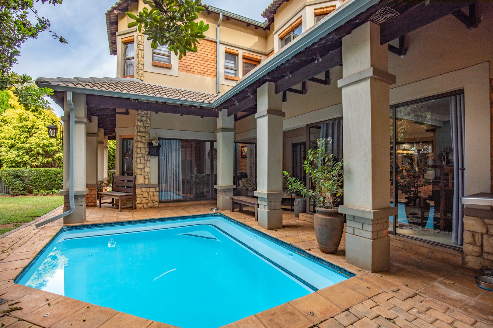 4 Bedroom House For Sale in Boardwalk Meander RE/MAX™ of Southern Africa