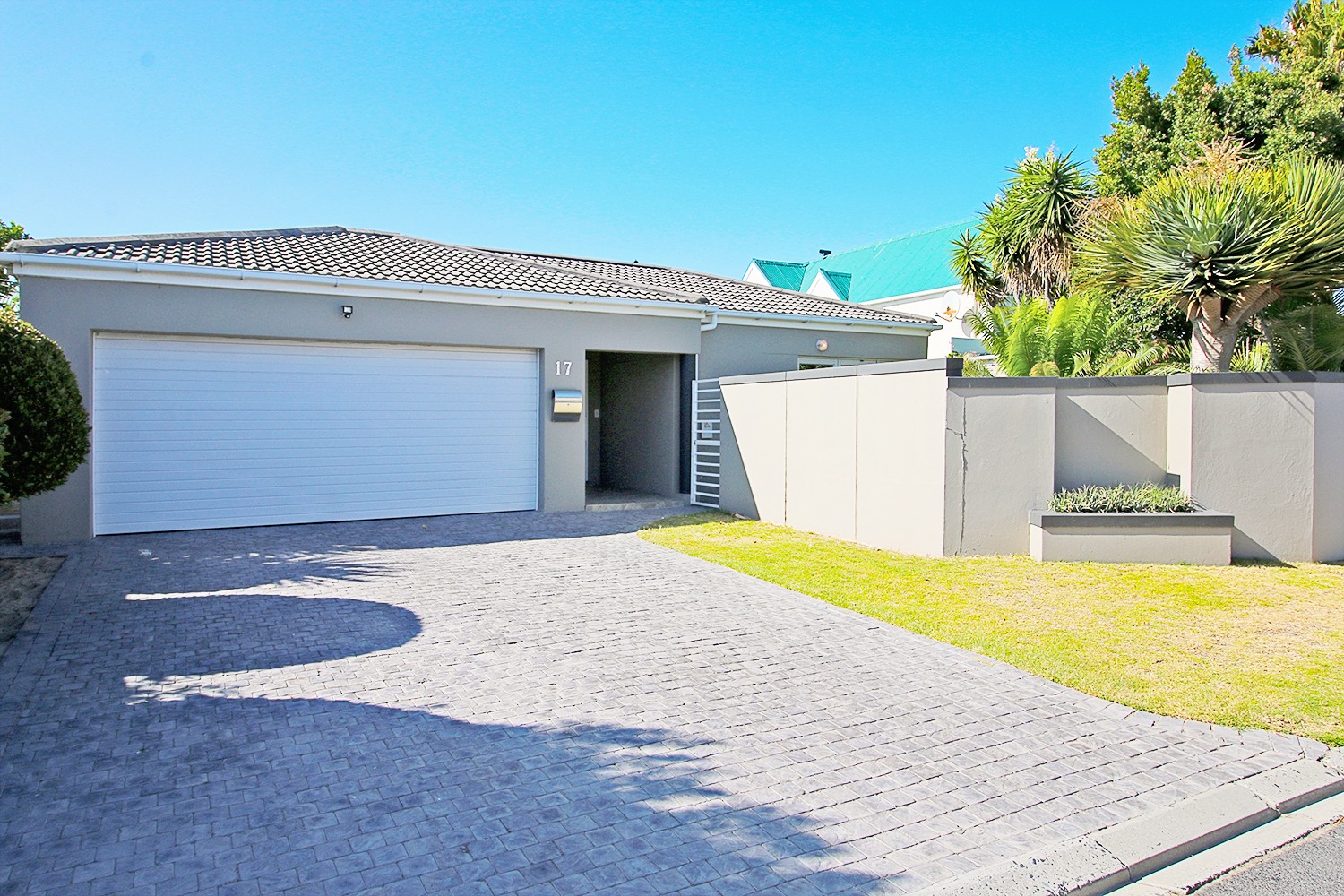 3 Bedroom House For Sale in Parklands RE/MAX™ of Southern Africa